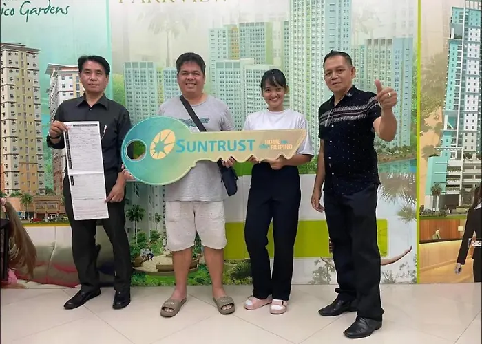 Suntrust Parkview * Manila